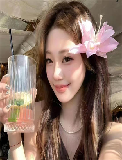 欧美另类z0zx在线观看_男人喜欢赵丽颖类型吗_《公交车激情》在线观看