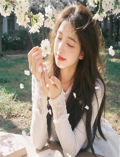 香蕉水蜜桃絲瓜18歲可以吃嗎有毒嗎_老師揉捏爆乳巨胸擠奶視頻